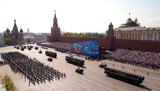 Putin Uses World War II Parade to Boost Support before Vote