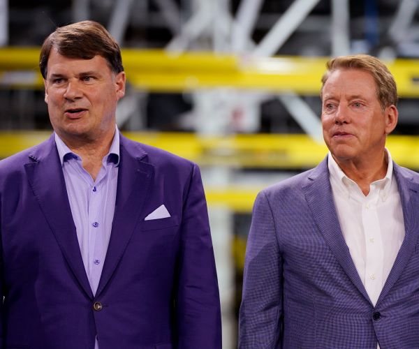 Ford Quality Chief Retires as CEO Tries to Boost Reliability