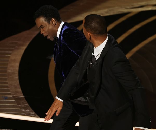 Will Smith confronts Chris Rock