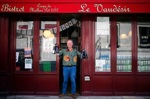 Paris Bistros and Terraces Feel Endangered, Seek UN Status