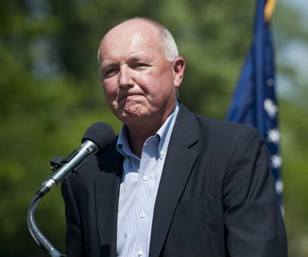 Trump Nominates Hoekstra as US Ambassador to Netherlands 