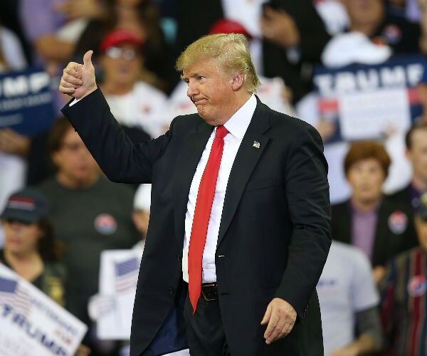 Trump Defends Attacks on Mexican-American U.S. Federal Judge