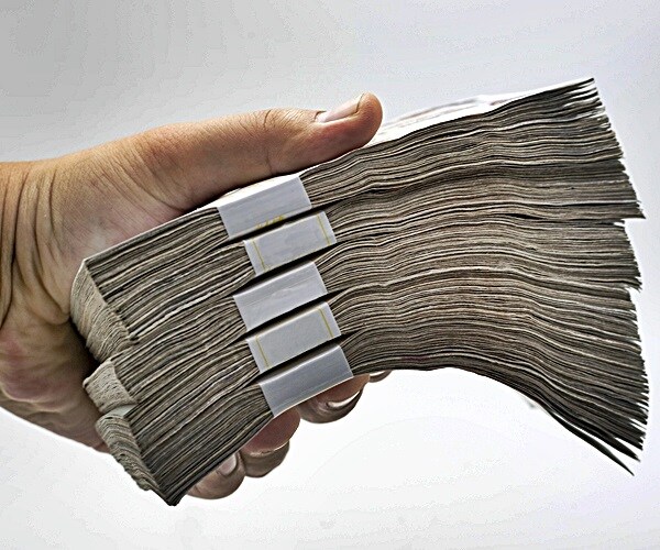 Einhorn's Greenlight Hedge Fund Posts Best First Half Since 2009