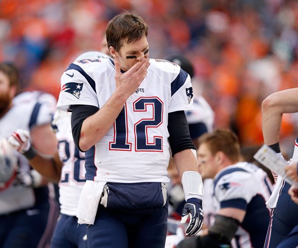 Brady, Patriots Fall 20-18 to Broncos in AFC Title Game