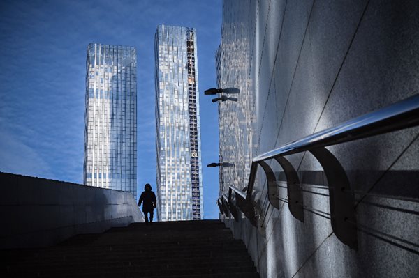 Russian GDP Drops 4 Percent in Q2,  1st Full Quarter of Fighting