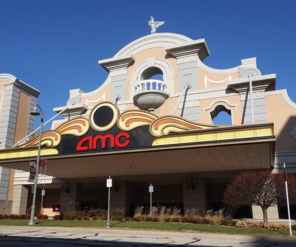 AMC Tops Revenue Estimates on Blockbuster Titles