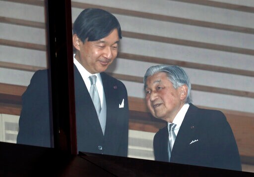 Emperor Akihito to Abdicate, Japan Embraces End of Era