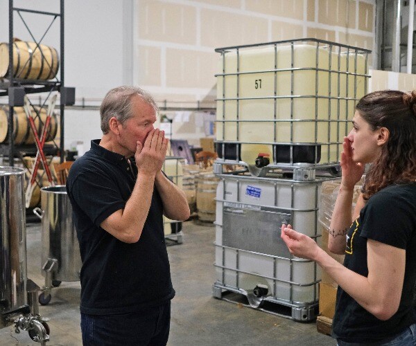 NJ Governor to Order 'Nonessential' Businesses Closed