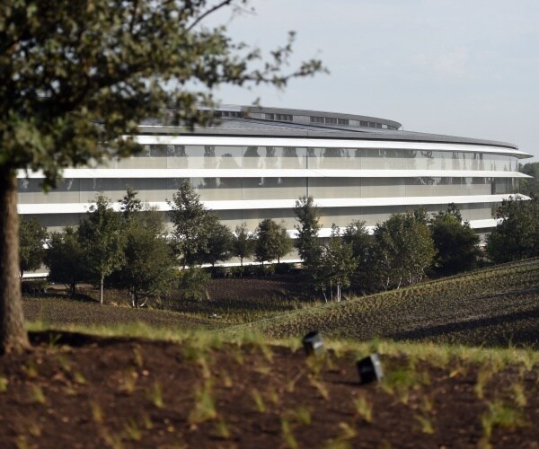 Apple Fires Nearly 100 Recruiters as Big Tech Slashes Costs