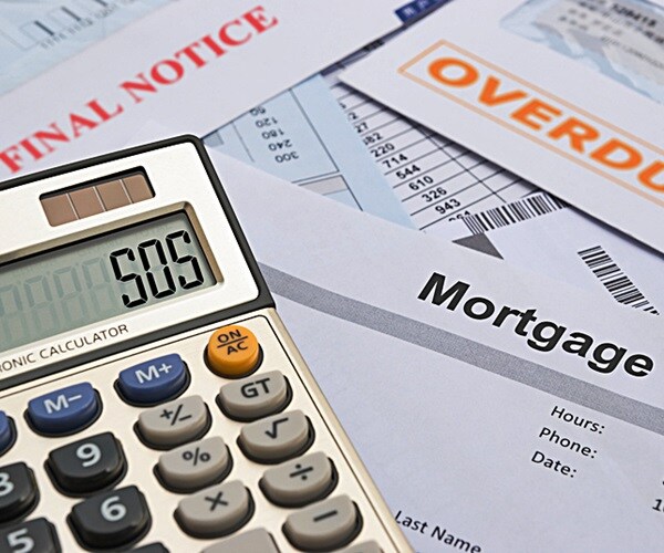 Home Mortgage Delinquencies Soar by 1.6M, Most on Record in April