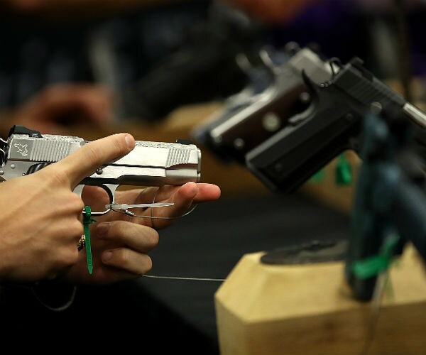 Analysis: Americans Overestimate Gun Owners by More Than 10 Points
