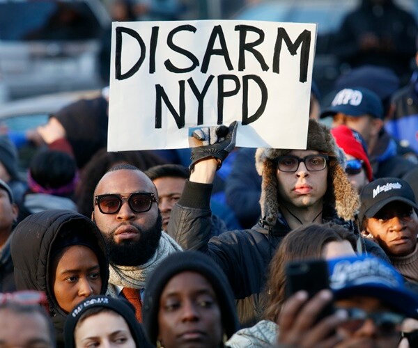 NYC Police Defend Fatal Shooting with Video, 911 Transcripts