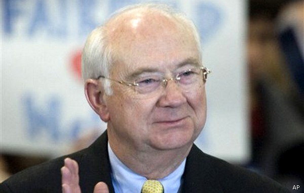 Phil Gramm: Obama's Legacy is '$10 Trillion Debt Increase'