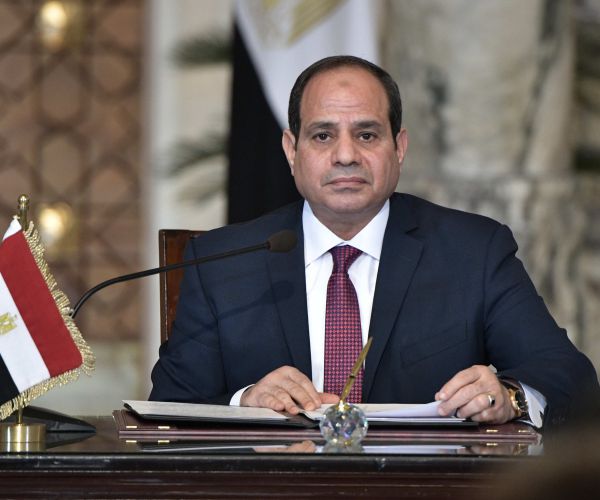 Trump Speaks with Egyptian Leader About Syrian War, Security Concerns