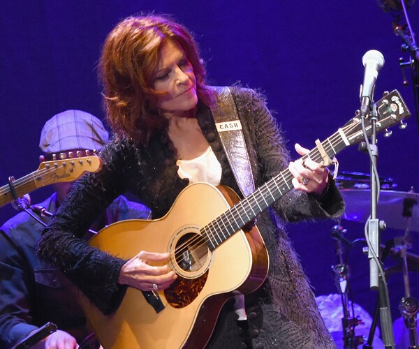 Johnny Cash's Granddaughter Ridiculed for Wearing Protective Mask