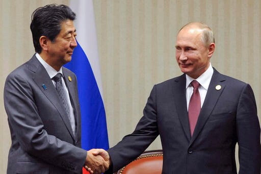 5 Things to Know Ahead of the Abe-Putin Hot Springs Summit