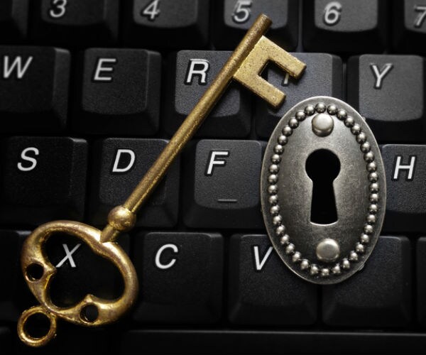 US Internet Firms Ask Trump to Support Encryption, Ease Regulations