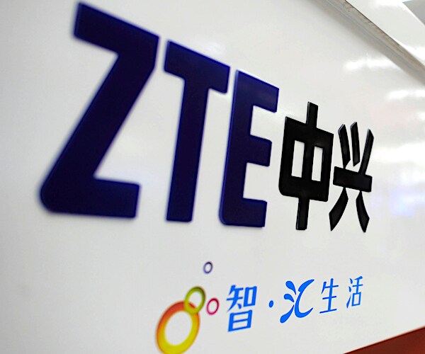 Chuck Schumer Rips Trump on Reports of Deal With China's ZTE