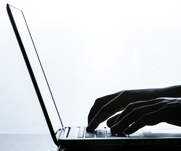 Online Sex Trafficking Bill Cleared by Senate Committee