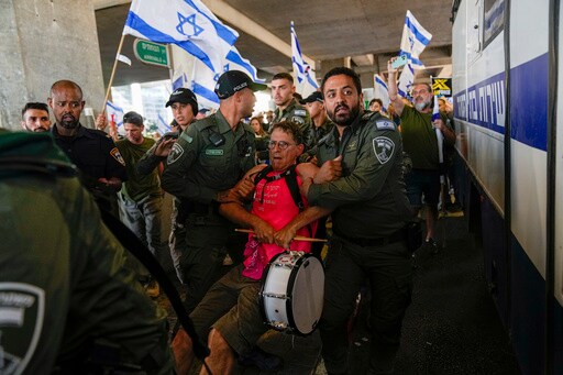 Israelis Protest at International Airport against Judicial Overhaul Plan