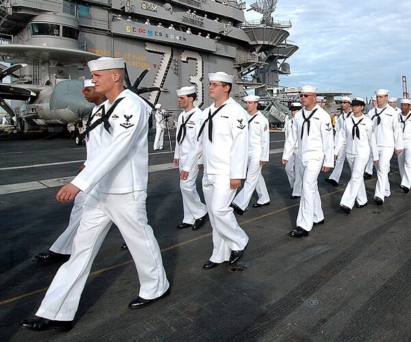 sailors aboard the uss george washington