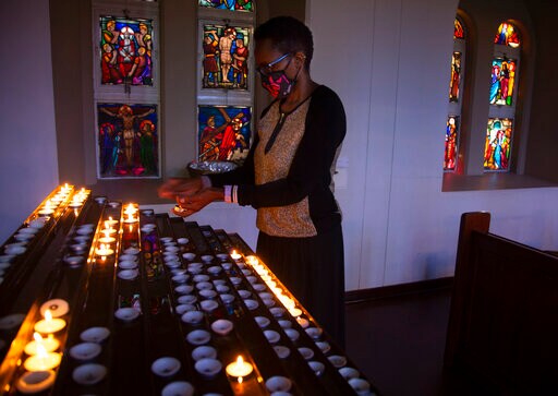 South Africa's Virus Variant Drives Holiday Surge of Cases