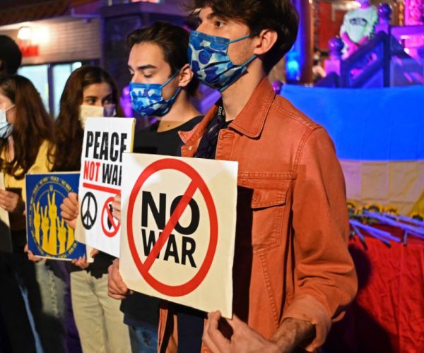 Republicans Push to Protect Taiwan in Wake of Ukraine Invasion