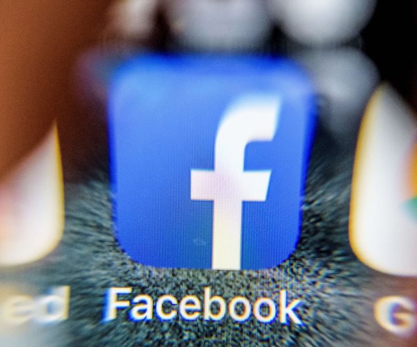 DC Sues Facebook Over Privacy Scandal