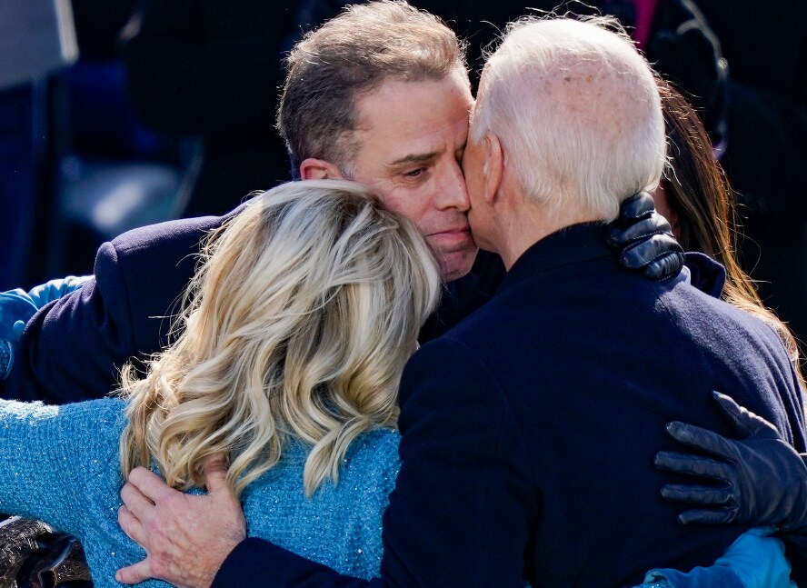 Hunter Biden to Meet Art Shoppers, Despite WH Claim of Anonymity