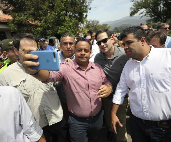 rubio is warning venezuelan soldiers that they would commit a "crime against humanity" if they block entry of U.S. aid