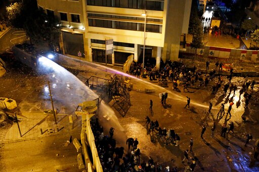 Lebanese Protesters Rally Downtown Despite Enhanced Security