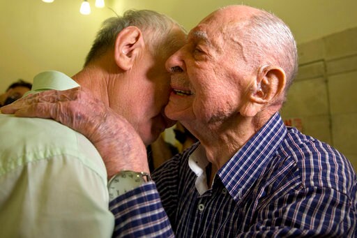 102-year-old Survivor Reunites with Newly Discovered Nephew
