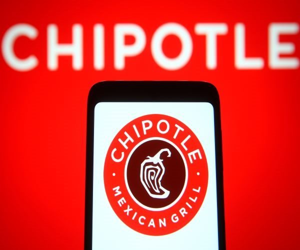 Chipotle Closes Store in Maine, Thwarting Union Efforts