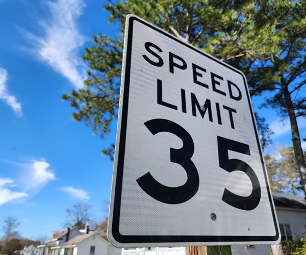 Government Wants 'Intelligent' Speed Limiters in Cars