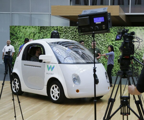 Self-driving Cars Ditch California for Innovation-Friendly Arizona 