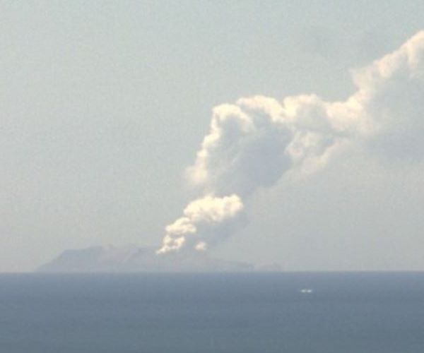 Tourists Injured, Missing in Eruption of New Zealand Volcano