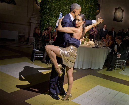 Hello, Buenos Aires: The Obamas Do the Tango