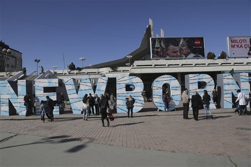 Thousands in Kosovo Call for Government to Resign