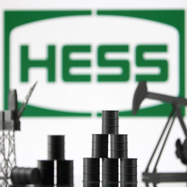 Oil Heads for 7% Weekly Drop as Delta Variant Spreads