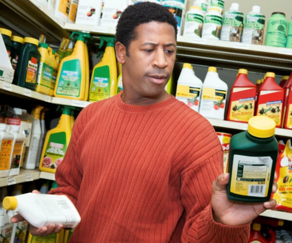 Judge Blocks Weed-Killer Warning Label 