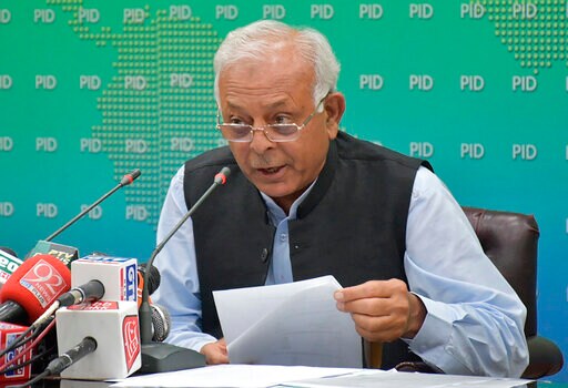 Pakistan Fires 5 Officials over Pilot Licenses Scandal