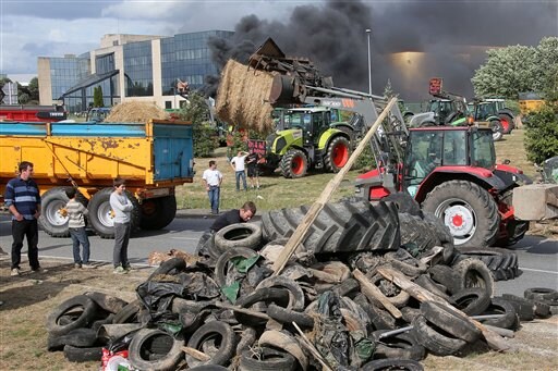 French Farmers Protest Taps into Freewheeling Tradition