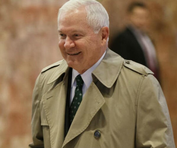 Robert Gates on Trump: 'Not the Way I Would Deal With People'