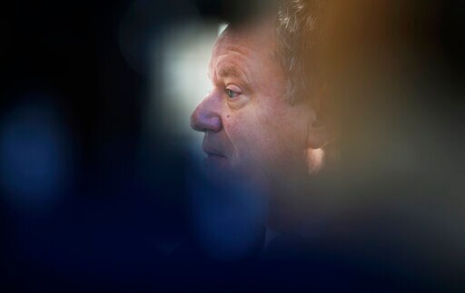 EU, UK Seek New NIreland Deal to Stave off Brexit Trade war