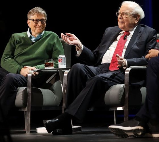 Bob Ciura: 3 Warren Buffett Stocks for Dividend Investors