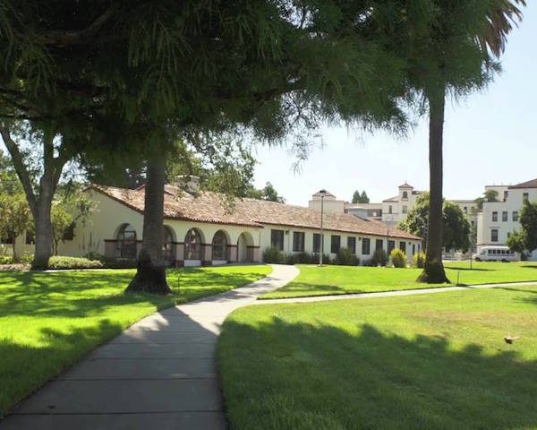 Gunman and 3 Hostages Found Dead After Siege at California Veterans Home