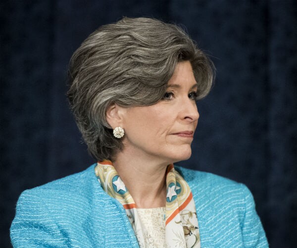 iowa sen. joni ernst 