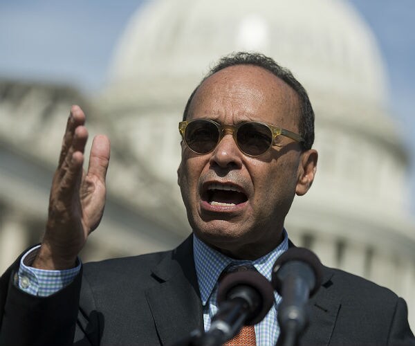 Dems Worry Spending Bill Won't Help DACA Recipients