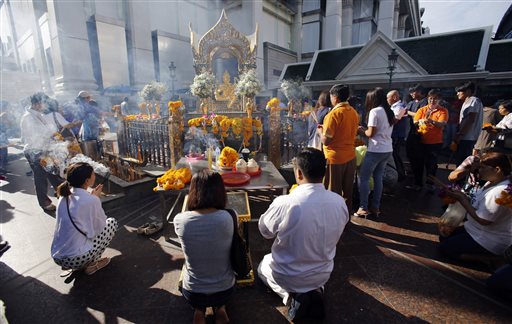Police: Suspect in Custody Unlikely Bangkok Shrine Bomber