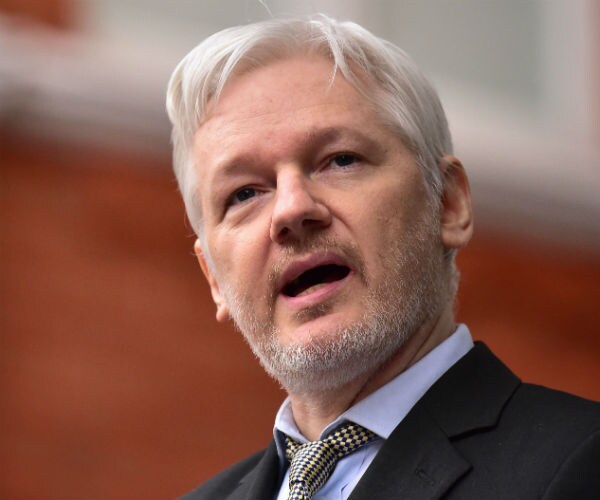 Assange Won't Turn Himself In, Citing Chelsea Manning's May Release Date
